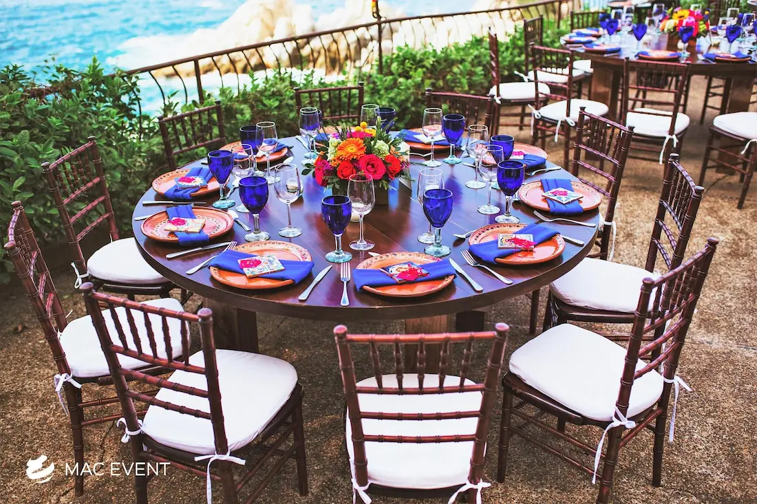 Rustic Table Events Round Rustic Table in Punta Mita: Weddings, Parties, Corporate Events